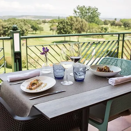 Torremirona Birdie Hotel
